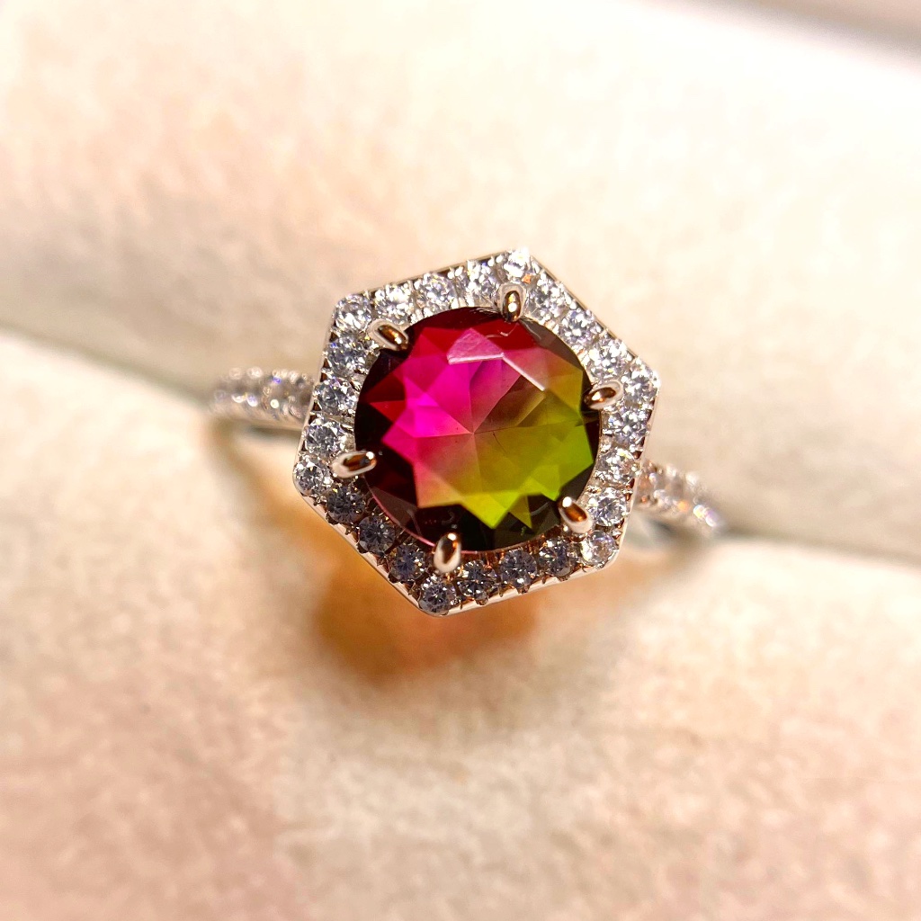 Bomb Party The Sterling Club Lab Created Green Purple Bi-Color Alexandrite + .92